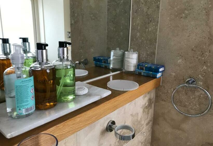 高级大房间, May Cottage B&b