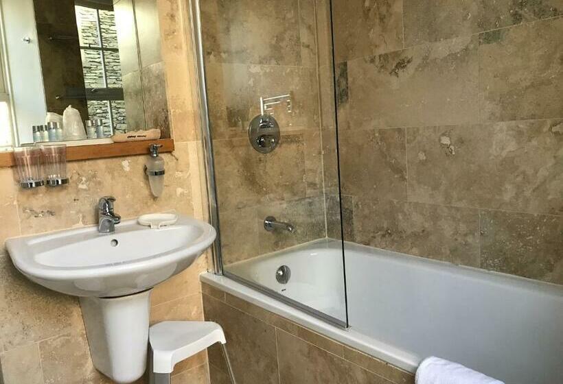 带大床的高级房间, May Cottage B&b