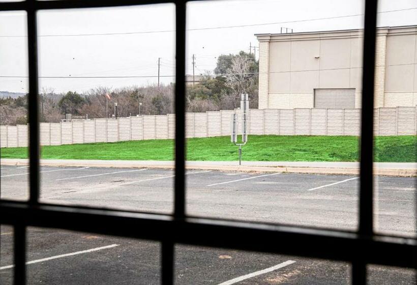 Номер Стандарт, Lake View Inn