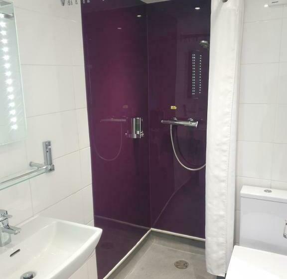 חדר סטנדרט, St George Hotel Rochester Chatham