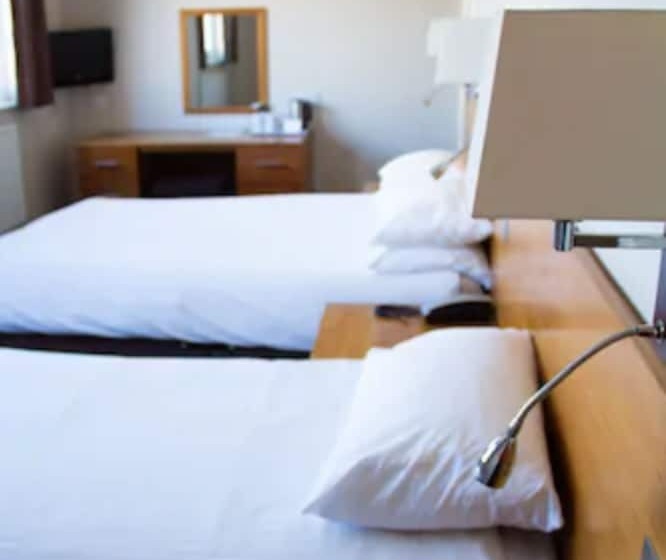 חדר סטנדרט, St George Hotel Rochester Chatham