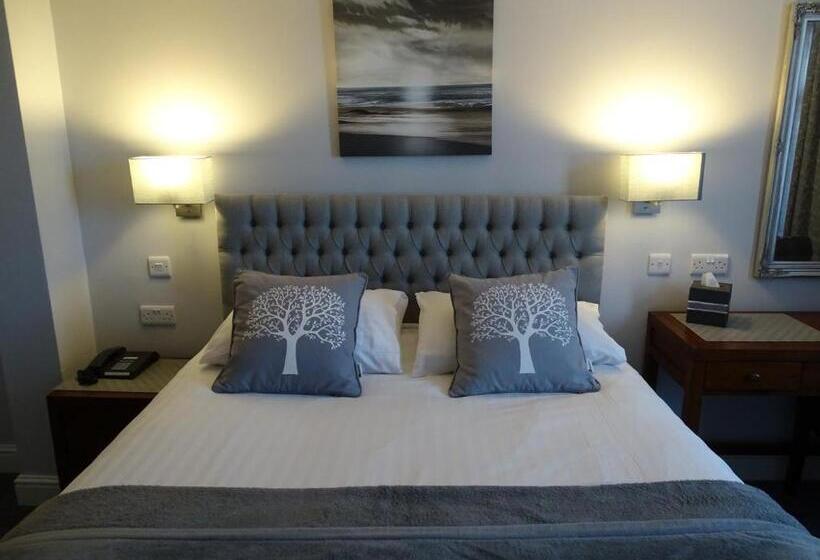 带大床的标准间, The Beeches Hotel & Leisure Club