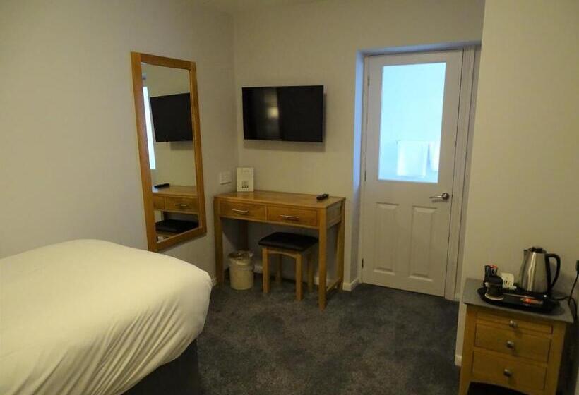 标准单人间, The Beeches Hotel & Leisure Club