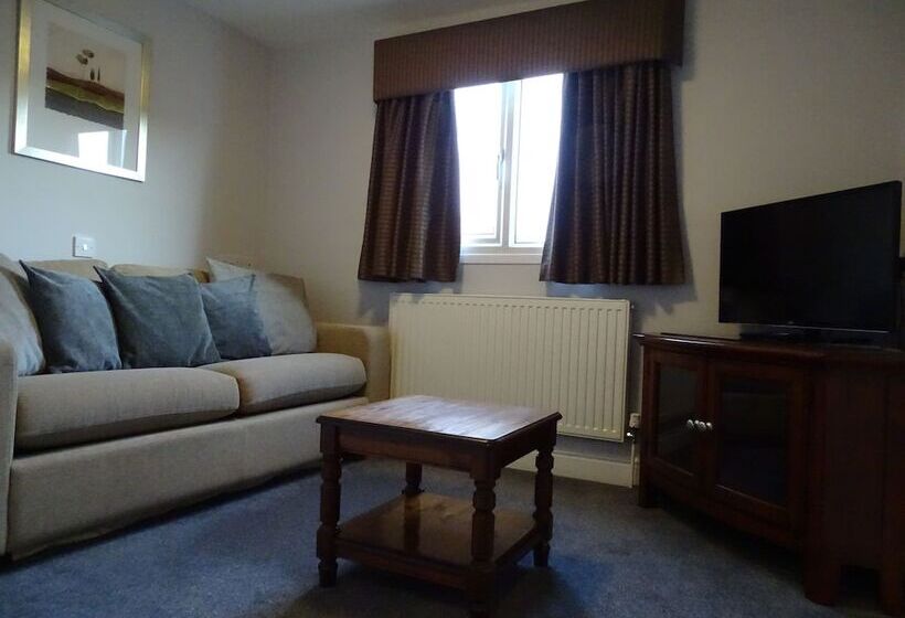 סוויטת ג'וניור, The Beeches Hotel & Leisure Club