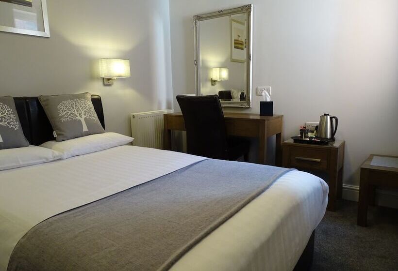 基本间, The Beeches Hotel & Leisure Club