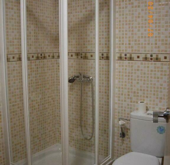 غرفة قياسية فردية, Hostal Abastos