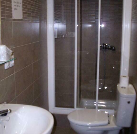 اتاق استاندارد یک نفره, Hostal Abastos