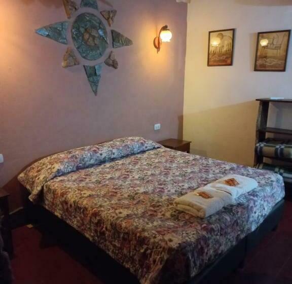 スーペリアールーム, Hostal Rustyk