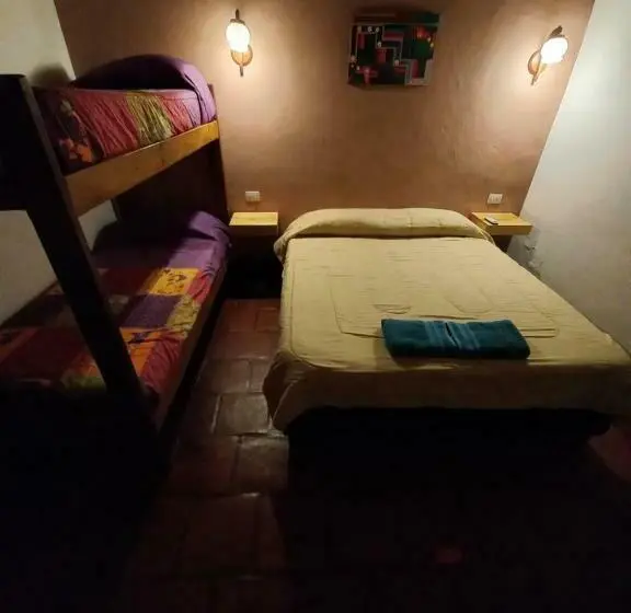 4 Bett Standardzimmer, Hostal Rustyk