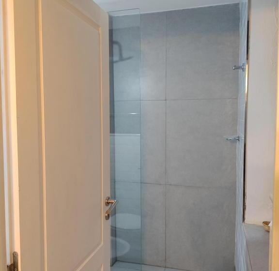 اتاق لوکس, Hostería Bajo Cero