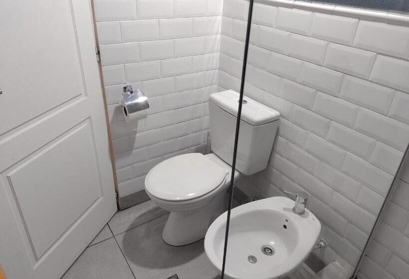 اتاق لوکس, Hostería Bajo Cero