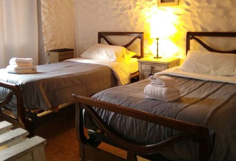 スタンダードシングルルーム, Hostal Schilling