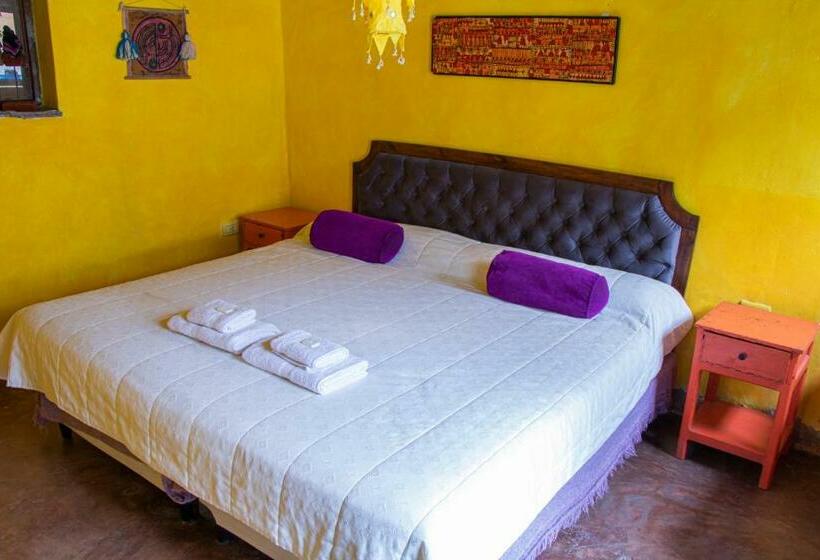 Номер Стандарт, Viracocha Art Hostel Cachi