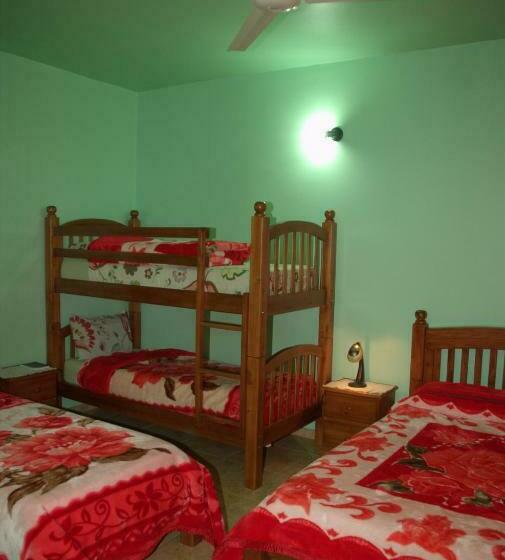اتاق استاندارد چهار تخته, Hostel Peter Pan