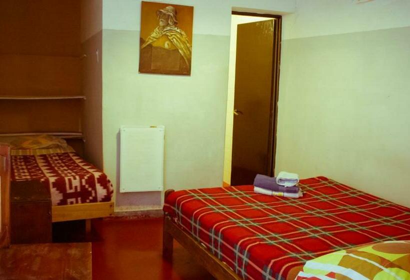 Номер Стандарт Трехместный, Hostel Waira