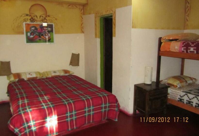 חדר סטנדרט לארבעה, Hostel Waira