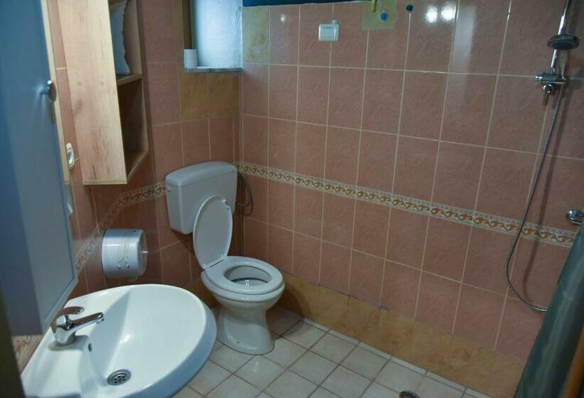 Pokój Standard, Blini