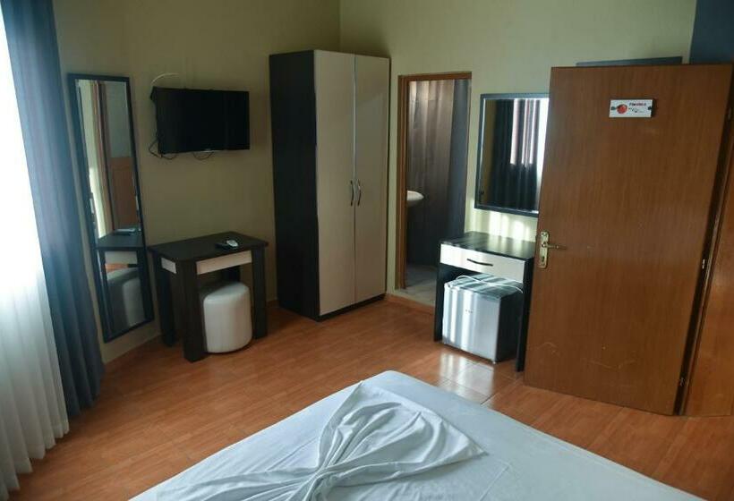 Pokój Standard, Blini