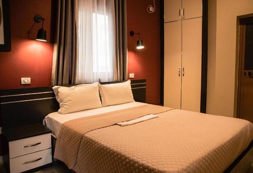 Pokój Standard, Blini