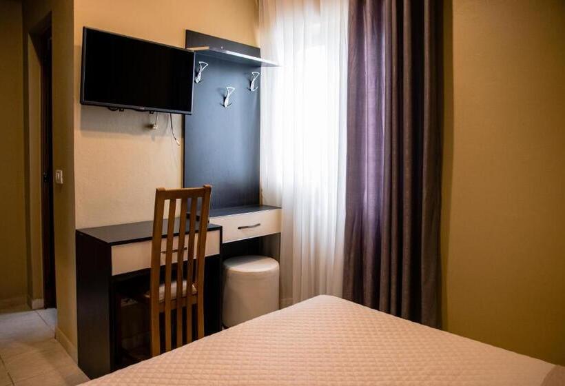 Pokój Standard, Blini