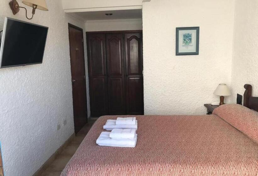 标准间, Brisas Hosteria