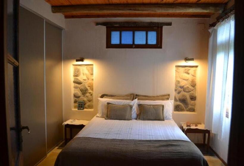 بنجلو قياسى مطلّ علي الحديقة, Ca´montana Hostal Boutique