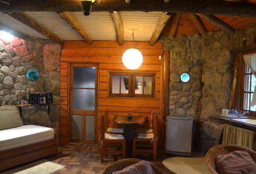 بنجلو قياسى مطلّ علي الحديقة, Ca´montana Hostal Boutique