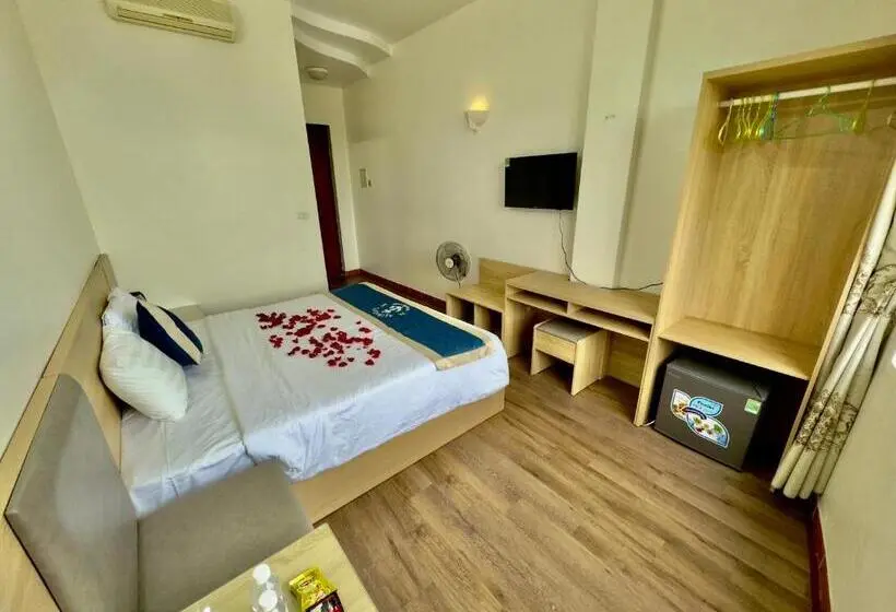 اتاق استاندارد با تخت بزرگ, Cat Ba Plaza