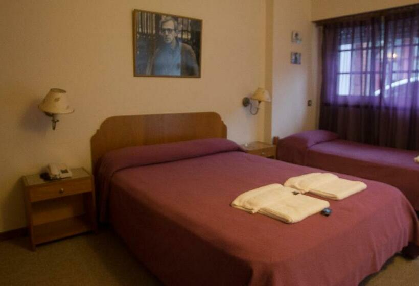 اتاق استاندارد سه نفره, De Cine Las Golondrinas