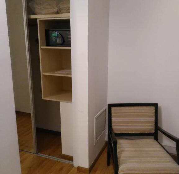 수피리어 룸, Global