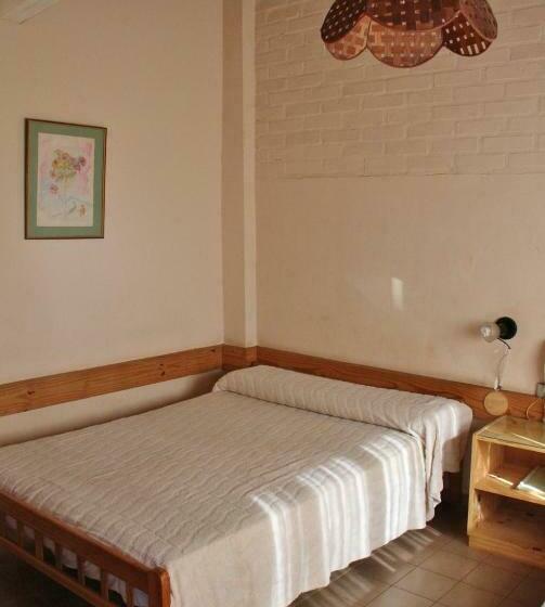 标准三人间, Hosteria Helvecia
