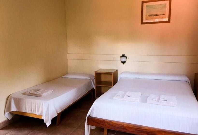 Номер Стандарт Трехместный, Hosteria Helvecia