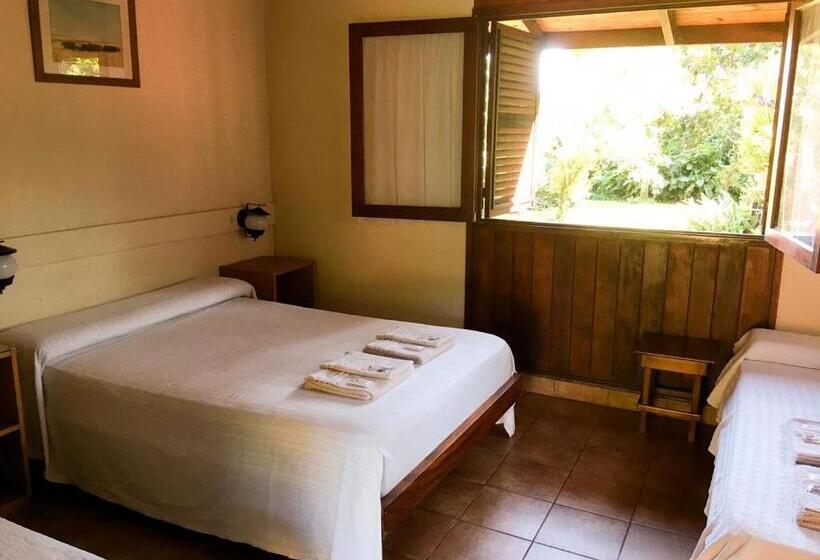 Standaard Driepersoonskamer, Hosteria Helvecia