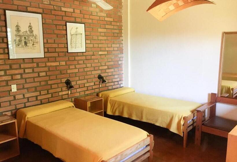 Номер Стандарт Трехместный, Hosteria Helvecia