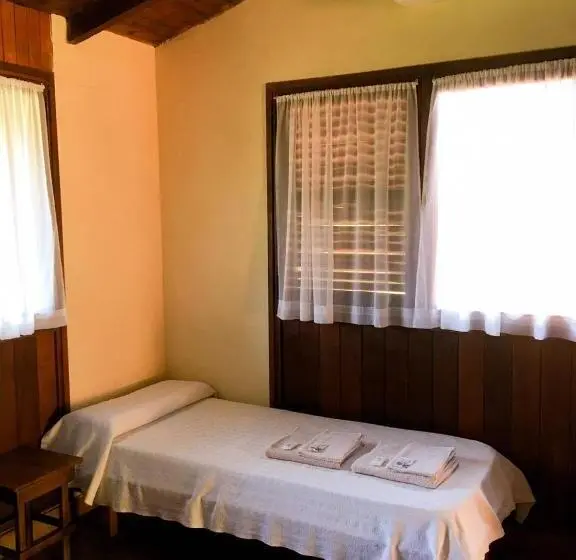 スタンダード4人部屋, Hosteria Helvecia