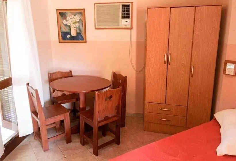 スーペリアの4人部屋, Hosteria Helvecia