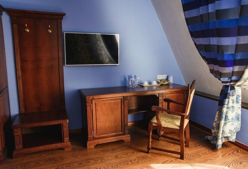 اتاق کلاسیک, Promenade Park