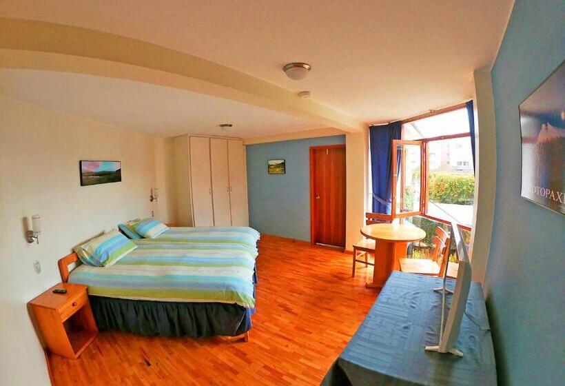 Superior Szoba King Size Bed, Rincon Aleman