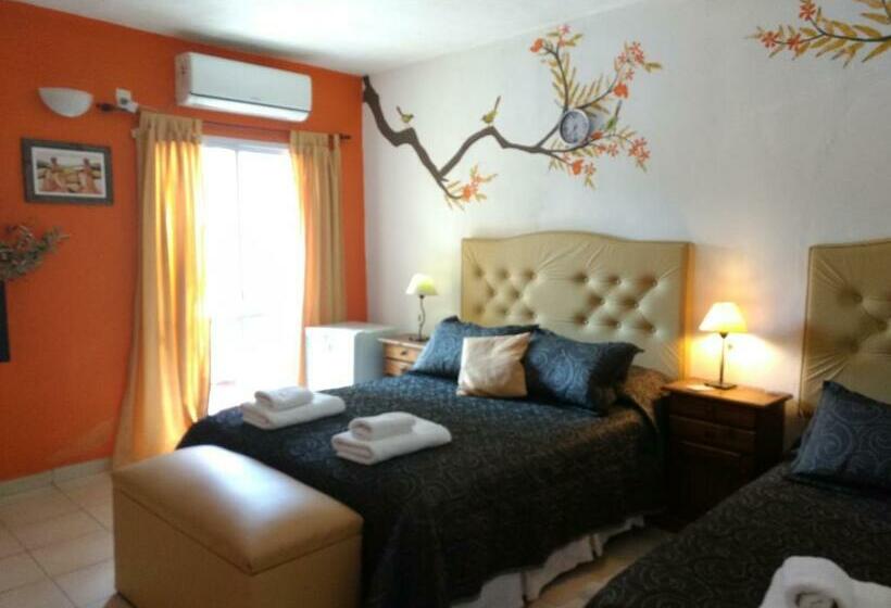 غرفة ديلوكس ثلاثية, San Marcos