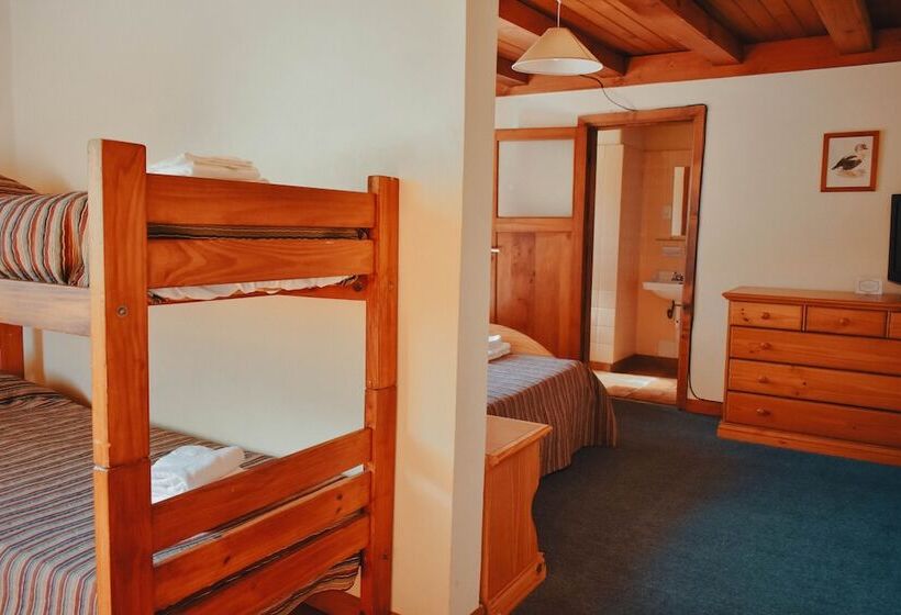 4인용 스탠다드 룸, Turismo