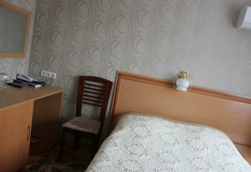 اتاق راحتی, Ust Kamenogorsk