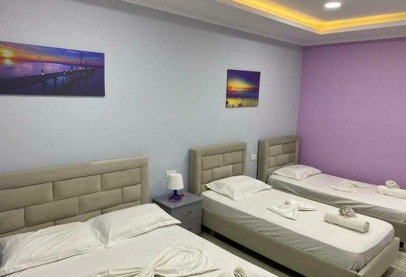 اتاق استاندارد چهار تخته با چشم‌انداز دریا, Karos Hotel Llaman