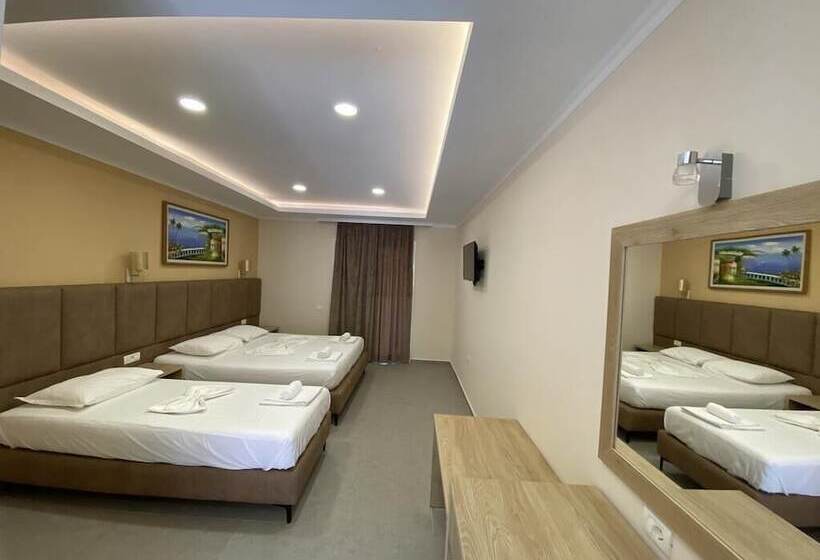 سوییت, Karos Hotel Llaman