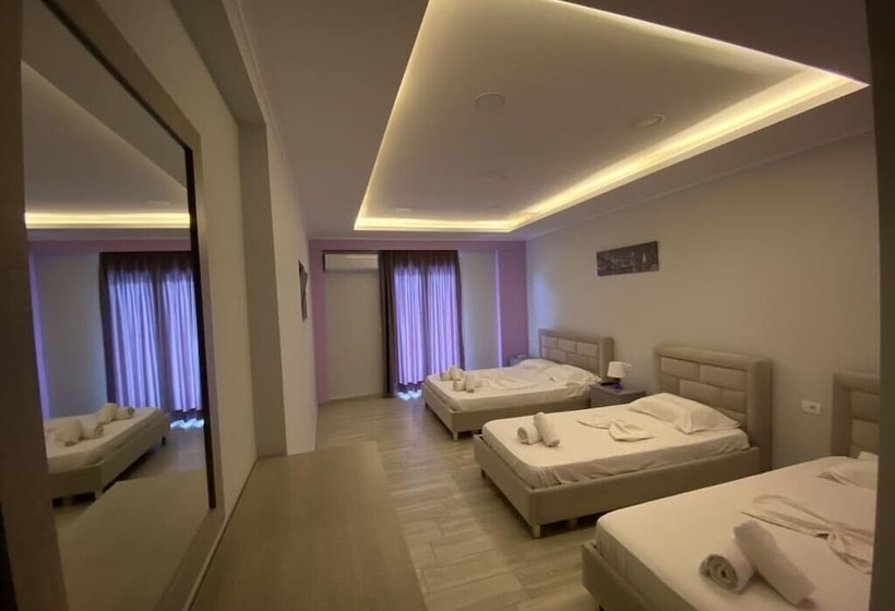 اتاق خانوادگی, Karos Hotel Llaman