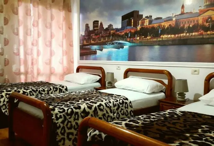 Standard Kolmen Hengen Huone Parveke, Ramis Hotel & Outdoor Sports Center