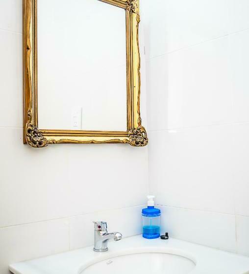 标准间, Antonieta Hostel