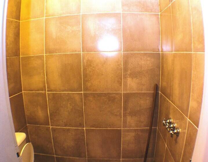 חדר משפחתי, Hostel Cordobes