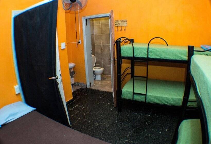 חדר משפחתי, Hostel Cordobes