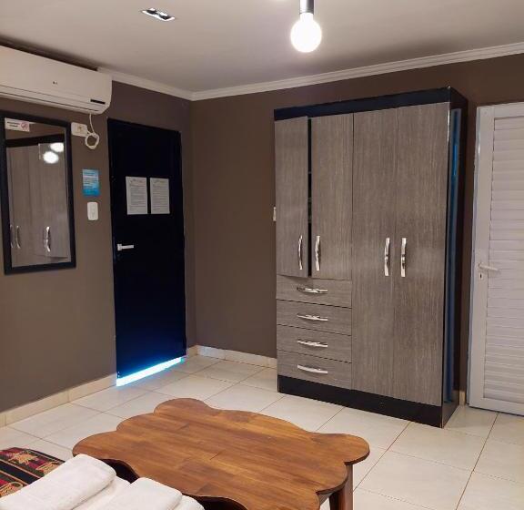 4인용 스탠다드 룸, Altos Del Iguazu