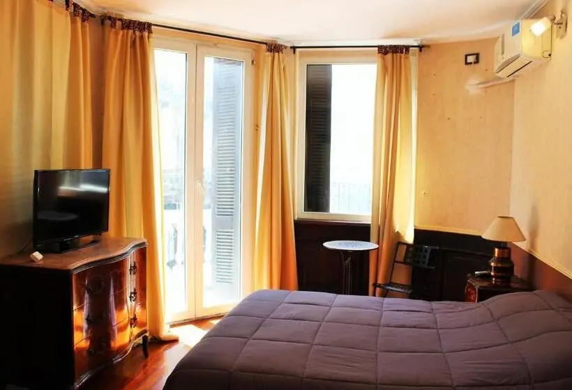 اتاق لوکس با بالکن, Del900 Hotel Boutique
